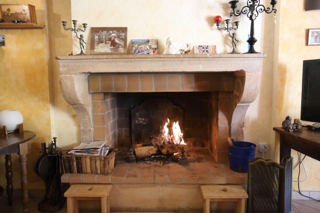 Chambres D'Hotes Des Deux Lacs Ceyzerieu Esterno foto
